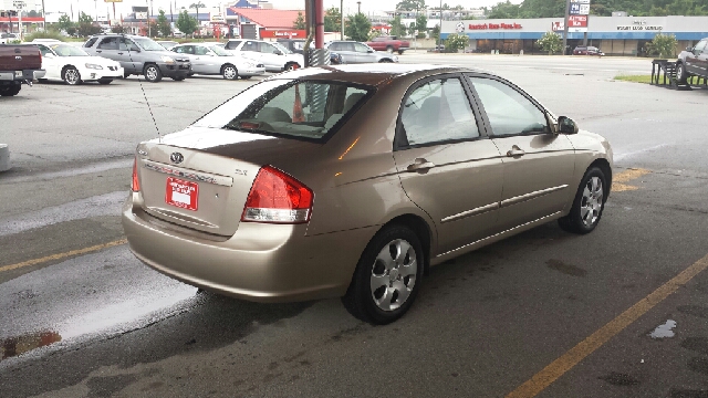 2007 Kia Spectra Open-top