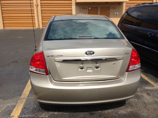 2007 Kia Spectra Open-top