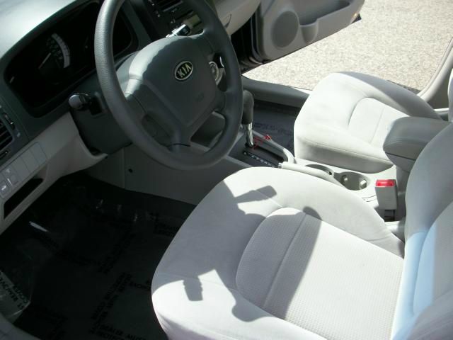 2007 Kia Spectra Open-top