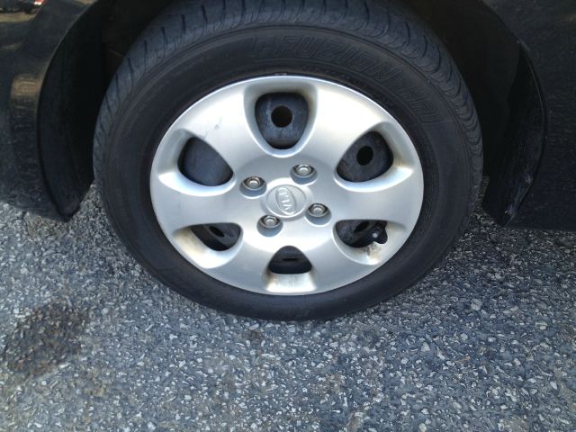 2008 Kia Spectra Open-top