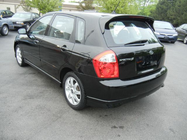 2005 Kia Spectra5 Unknown