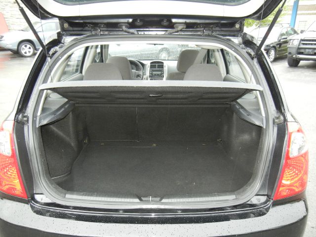 2005 Kia Spectra5 Unknown