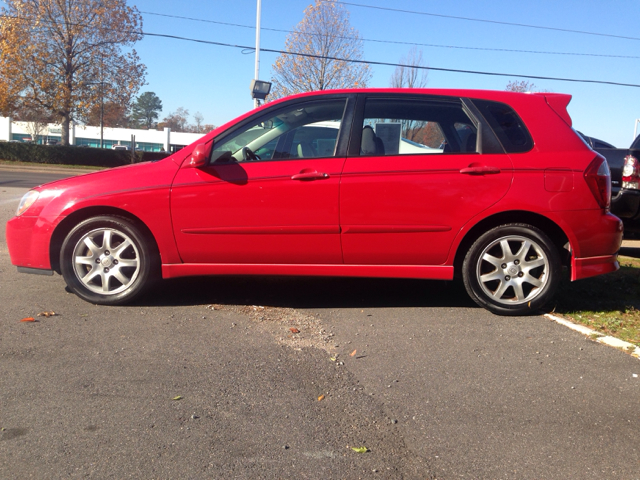 2006 Kia Spectra5 Base