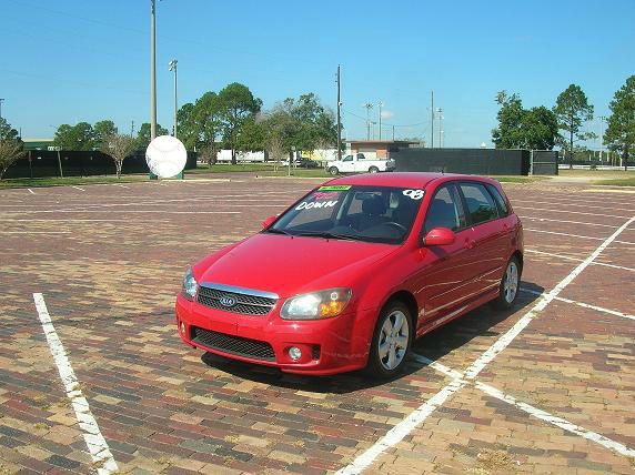 2008 Kia Spectra5 AWD, REAR DVD, Navigation, 3RD ROW, Mem/heat Seats