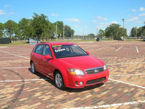 2008 Kia Spectra5 AWD, REAR DVD, Navigation, 3RD ROW, Mem/heat Seats