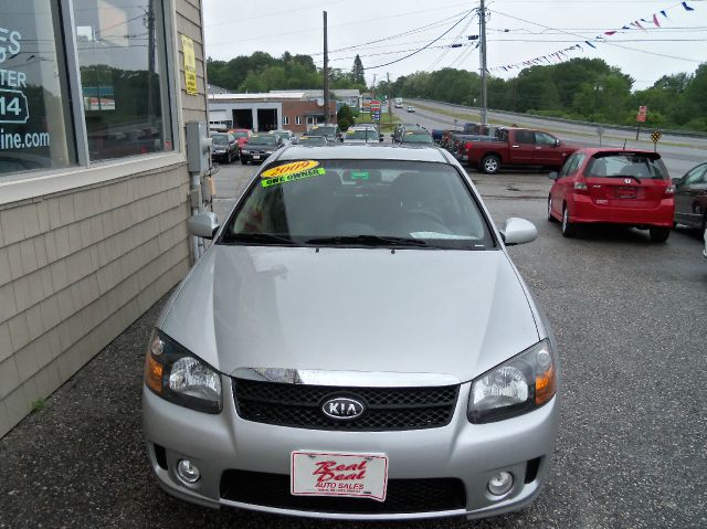 2009 Kia Spectra5 AWD, REAR DVD, Navigation, 3RD ROW, Mem/heat Seats