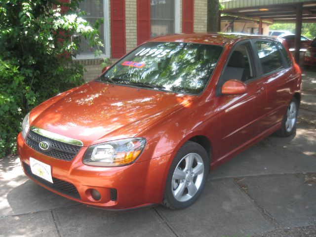 2009 Kia Spectra5 AWD, REAR DVD, Navigation, 3RD ROW, Mem/heat Seats