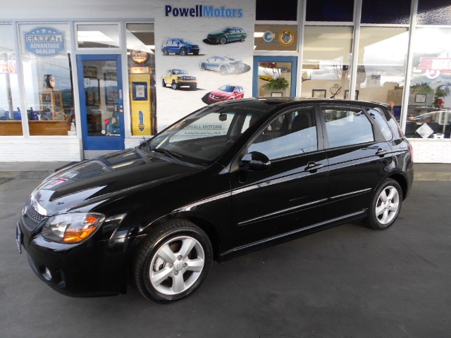 2009 Kia Spectra5 AWD, REAR DVD, Navigation, 3RD ROW, Mem/heat Seats