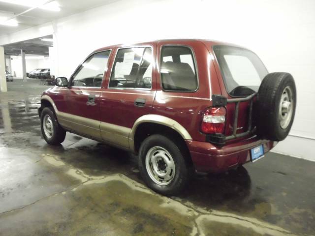 1999 Kia Sportage XLE Van