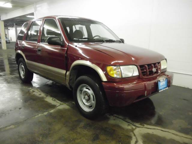 1999 Kia Sportage XLE Van