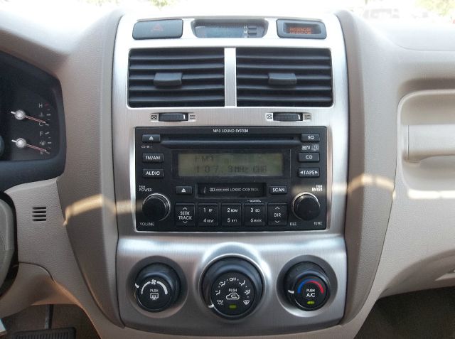 2005 Kia Sportage 2500 SLE Four-wheel Drive