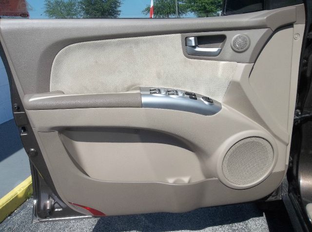 2005 Kia Sportage 2500 SLE Four-wheel Drive