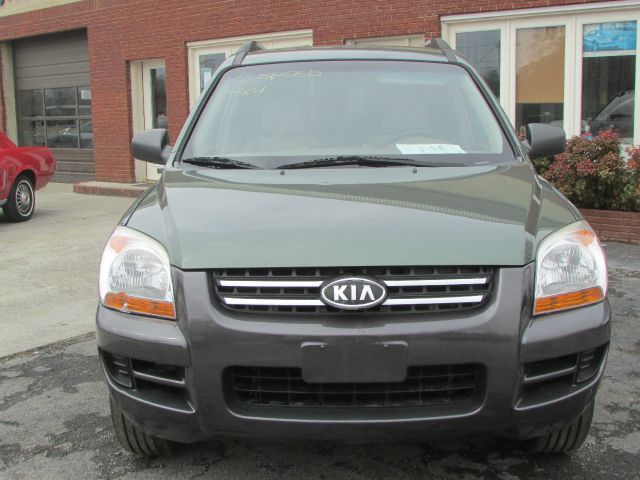 2006 Kia Sportage LS Truck