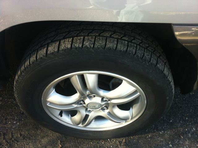 2007 Kia Sportage E350 15 Passanger Van XLT