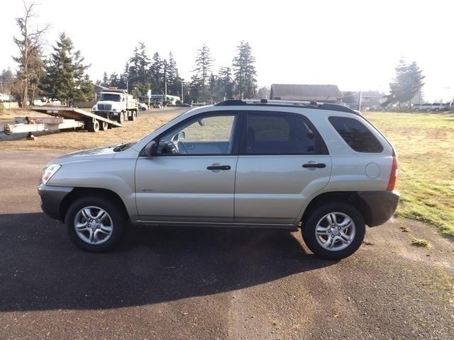 2007 Kia Sportage Elk Conversion Van
