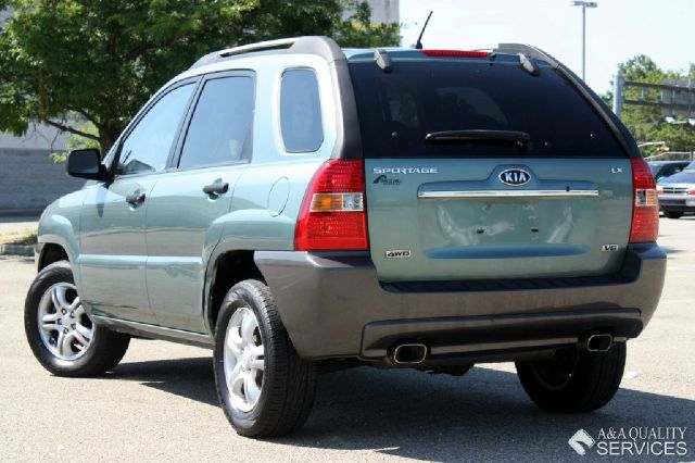 2008 Kia Sportage E350 15 Passanger Van XLT