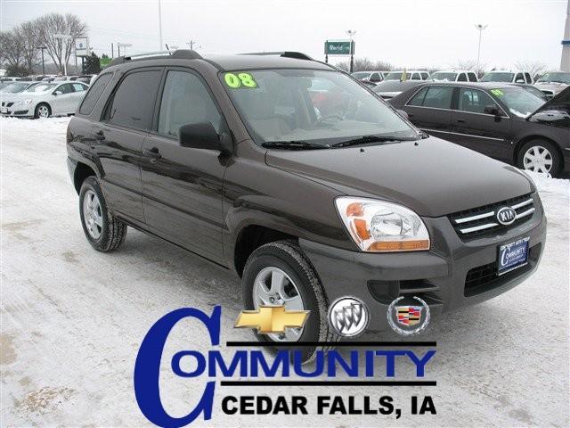 2008 Kia Sportage Elk Conversion Van