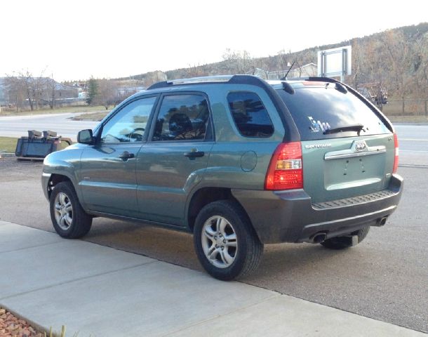 2008 Kia Sportage E350 15 Passanger Van XLT