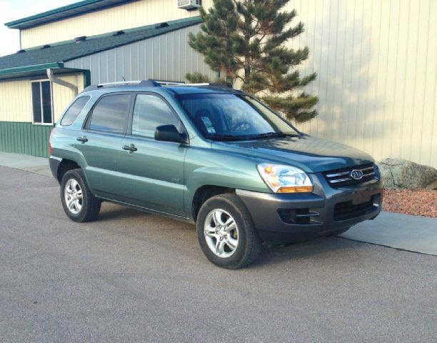 2008 Kia Sportage E350 15 Passanger Van XLT