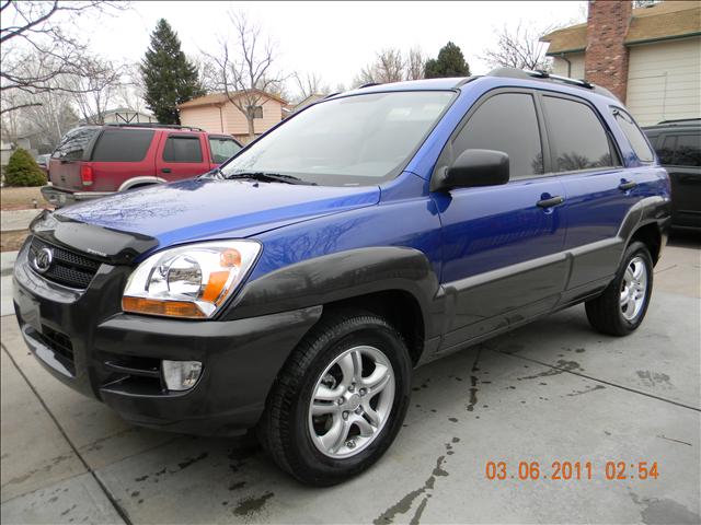 2008 Kia Sportage Elk Conversion Van