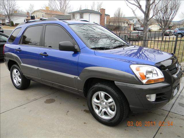 2008 Kia Sportage Elk Conversion Van