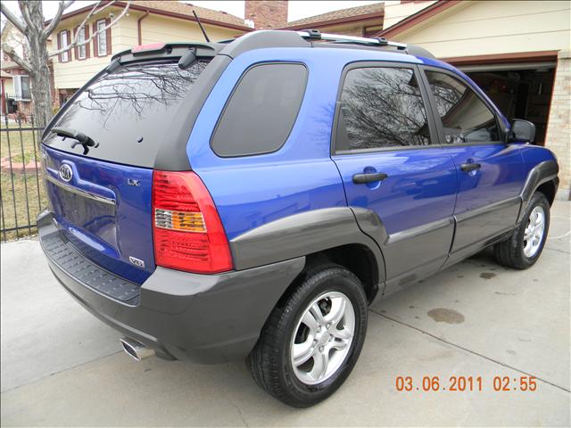 2008 Kia Sportage Elk Conversion Van