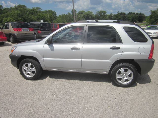 2008 Kia Sportage E320 4dr Sdn 3.2L Sedan