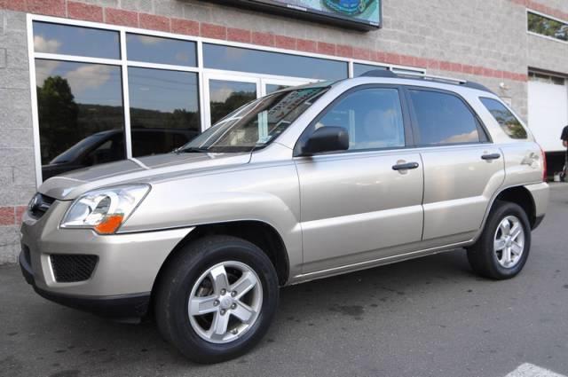 2009 Kia Sportage Elk Conversion Van