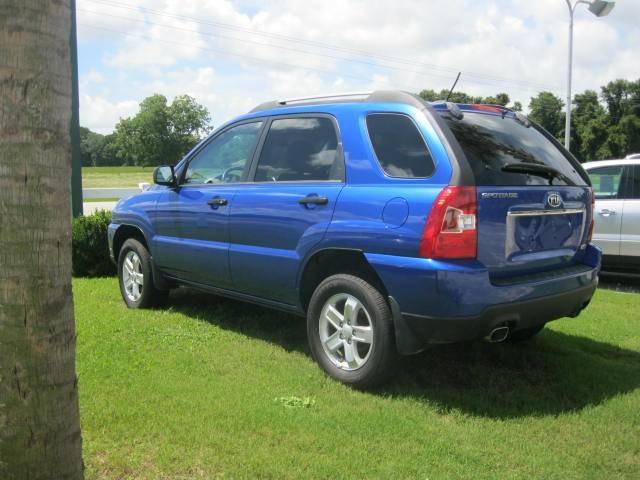 2009 Kia Sportage Elk Conversion Van