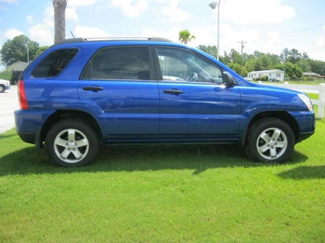 2009 Kia Sportage Elk Conversion Van