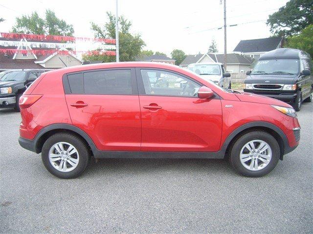 2011 Kia Sportage Elk Conversion Van