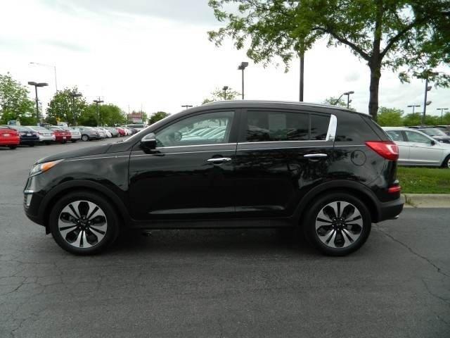 2011 Kia Sportage AWD, REAR DVD, Navigation, 3RD ROW, Mem/heat Seats