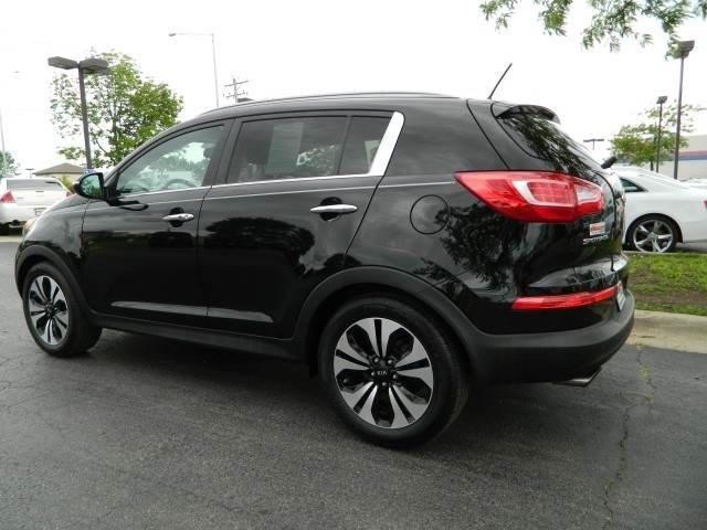 2011 Kia Sportage AWD, REAR DVD, Navigation, 3RD ROW, Mem/heat Seats