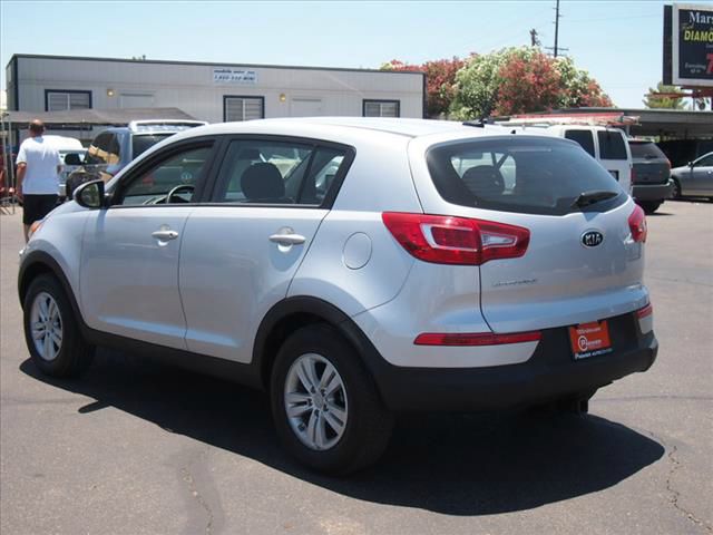 2012 Kia Sportage Quad Coupe 3