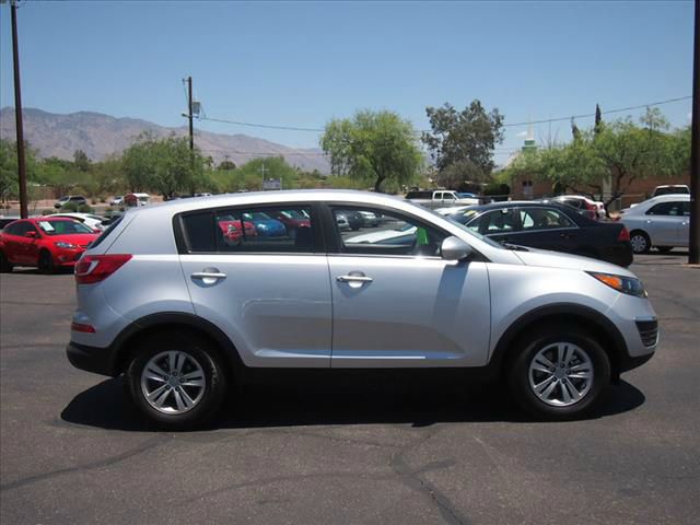 2012 Kia Sportage Quad Coupe 3