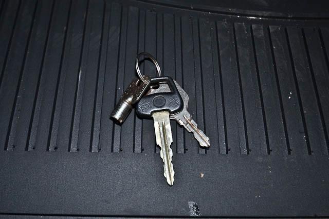 1994 Land Rover Defender 5DR CE FWD AT Sienna