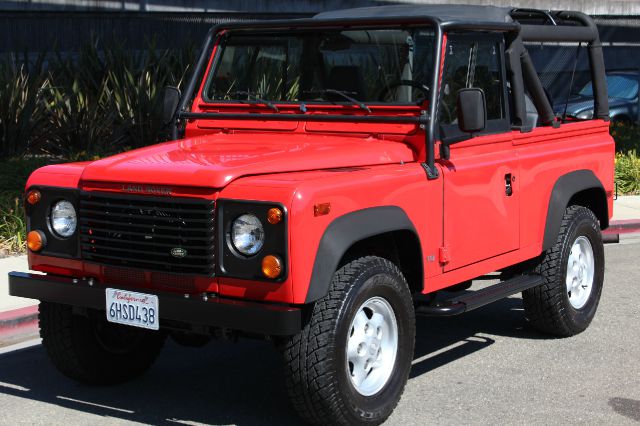 1997 Land Rover Defender SLT 2WD Extended Cab