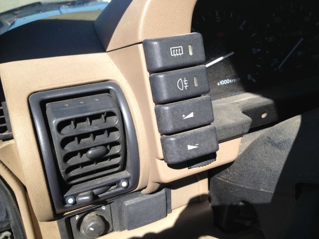 1994 Land Rover Discovery Base