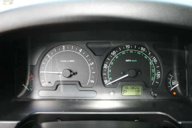 2003 Land Rover Discovery SE