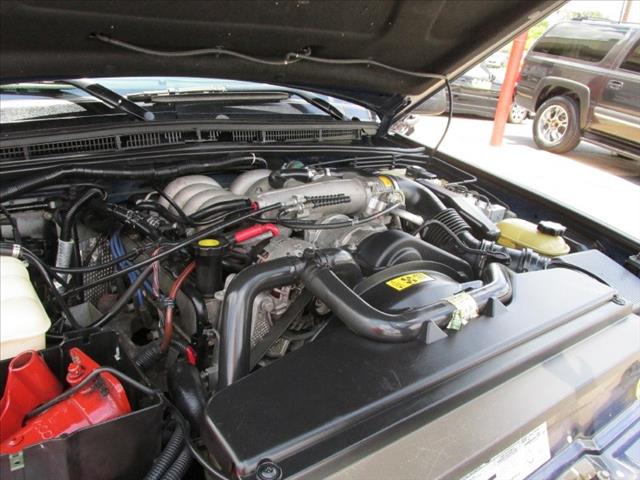 2003 Land Rover Discovery Baselslt