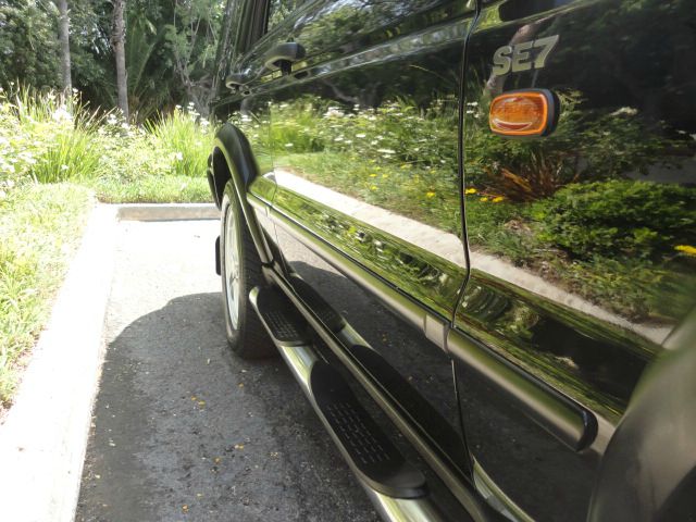 2004 Land Rover Discovery SE