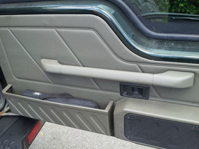 2004 Land Rover Discovery Talladega 5