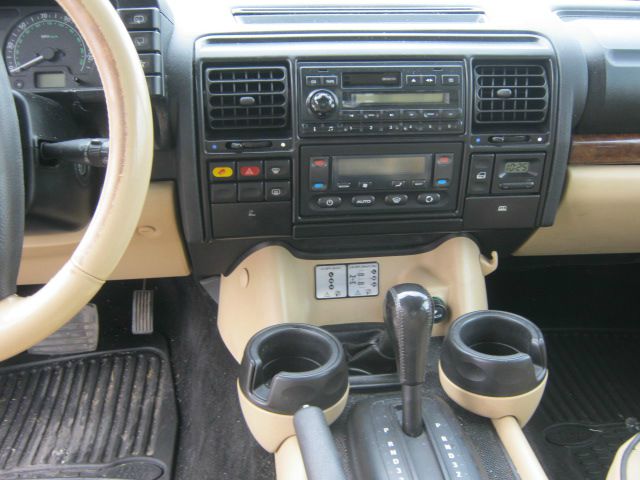 2004 Land Rover Discovery SE