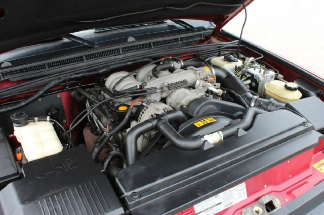 2001 Land Rover Discovery II 1999 Toyota XLE