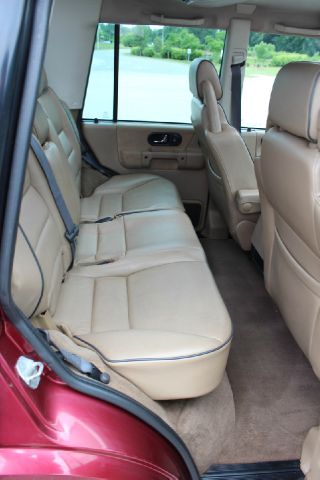 2001 Land Rover Discovery II 1999 Toyota XLE