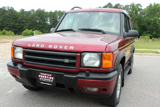 2001 Land Rover Discovery II 1999 Toyota XLE