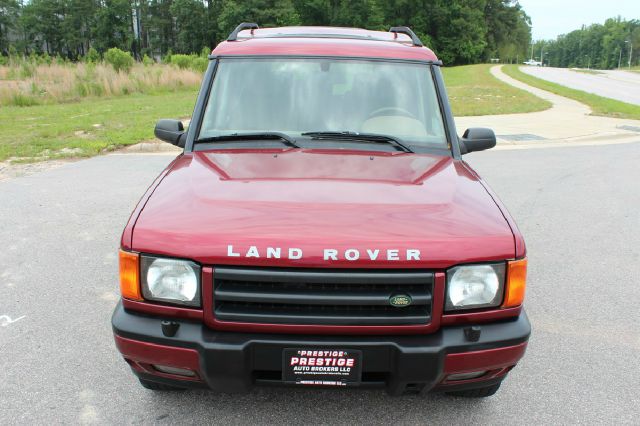 2001 Land Rover Discovery II 1999 Toyota XLE