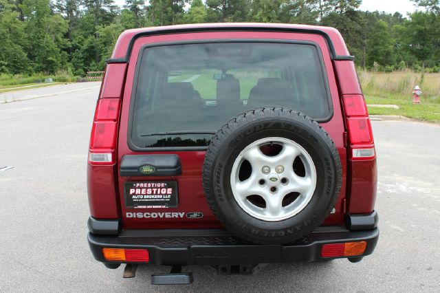 2001 Land Rover Discovery II 1999 Toyota XLE