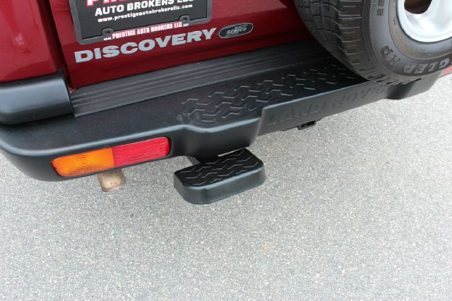 2001 Land Rover Discovery II 1999 Toyota XLE