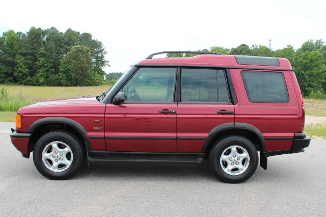 2001 Land Rover Discovery II 1999 Toyota XLE